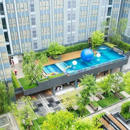 Luxe Condo In Sukhumvit 64
